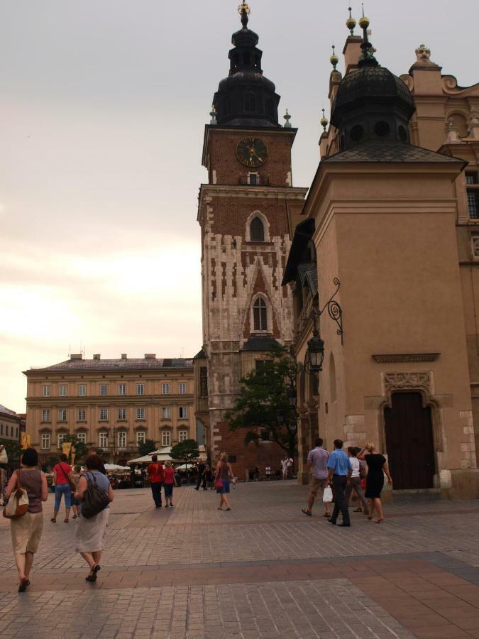 Royals Flower Apartments III Krakow Ngoại thất bức ảnh